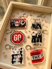 1pc/6pcs K-Pop Group CO-RTIS Aesthetic Acrylic Keychains, Popular Boy Band CO-RTIS Visual Series Including Red Large Letter Five-Member Photo, Black & White Vintage Style Member Group Photo, Backpack & Car Key Accessories, Gift For CO-RTIS Fans & K-Pop Music Lovers - Multicolor - View 4