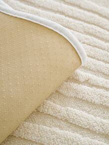 1PC Cream-Style Plush Velvet Jacquard Sofa Cushion Cover – Non-Slip, Pet-Friendly, All-Season, Machine Washable Suitable For 1-4-Seater Sofas. Decorative Protective Slipcover / Throw Cover – Dustproof, Durable, And Resistant To Pet Scratching. - Multicolor - View 6