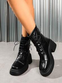 Fashion Round Toe Thick Sole Lace-Up Women's Ankle Boots, Autumn/Winter New Versatile Black Boots - Black - View 6