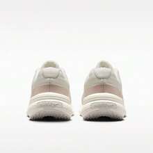 Sepatu Lari Nike Uplift SC Sederhana, Praktis, Nyaman, dan Bernapas (Wanita) - Putih/Merah Muda - putih merah muda - View 8
