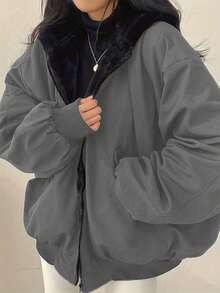女款大尺寸保暖短夾克，修身顯瘦剪裁，大毛領連帽新設計，雙側口袋，可正反穿，休閒街頭風，秋冬款 - 灰色 - 查看 2