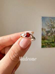 MADEONE 1件鏤空鑲鑽戒指，適合女性日常配戴、訂婚儀式、生日派對，送給女友的禮物 - 鏤空鑲鑽-白金紅鋯 - 查看 5