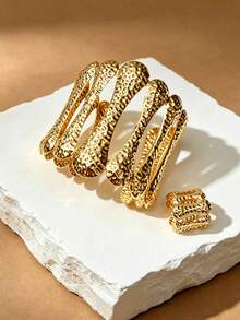 1 Set European & American Exaggerated Geometric Open Cuff Bracelet For Women - Yellow Gold - View 5