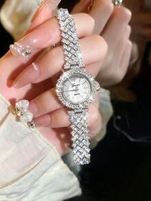 1pc Luxury Full Diamond Watch, Suitable For Daily Wear, Birthday, Women's Gift, Anniversary And Holiday Occasions. - Silver - View 1