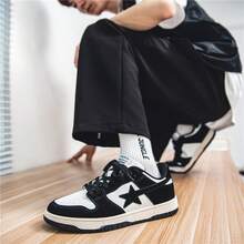 Men's Star Decor Low-Top Sneakers Mesh Patchwork Thick Sole Lace-Up Design Youth Student Daily Commute Versatile Casual Men's Shoes - Black - View 1