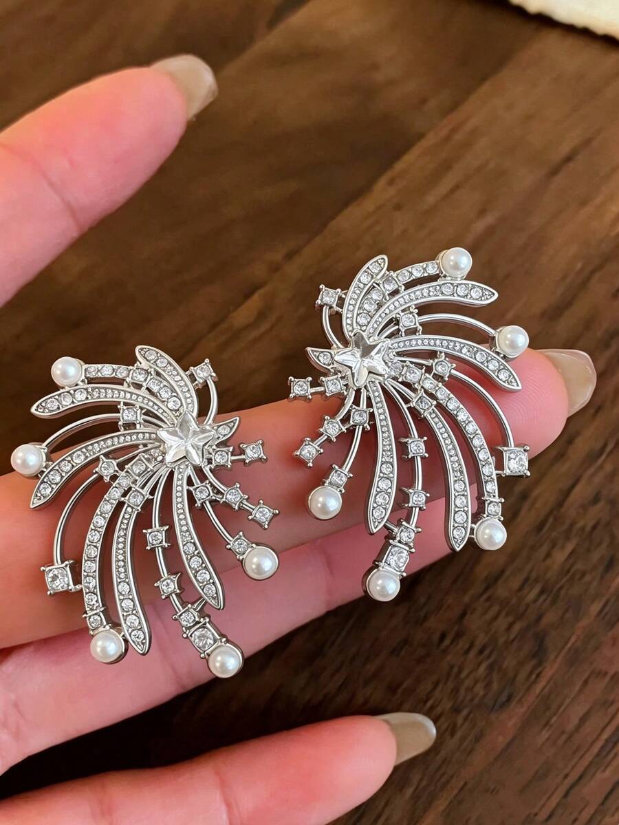 1 Pair Silver Exquisite Versatile Vintage Exaggerated Niche Design High-End Fireworks Star Faux Pearl Earrings Studs Suitable For Women Daily Wear Festival Commute - Silver - View 1