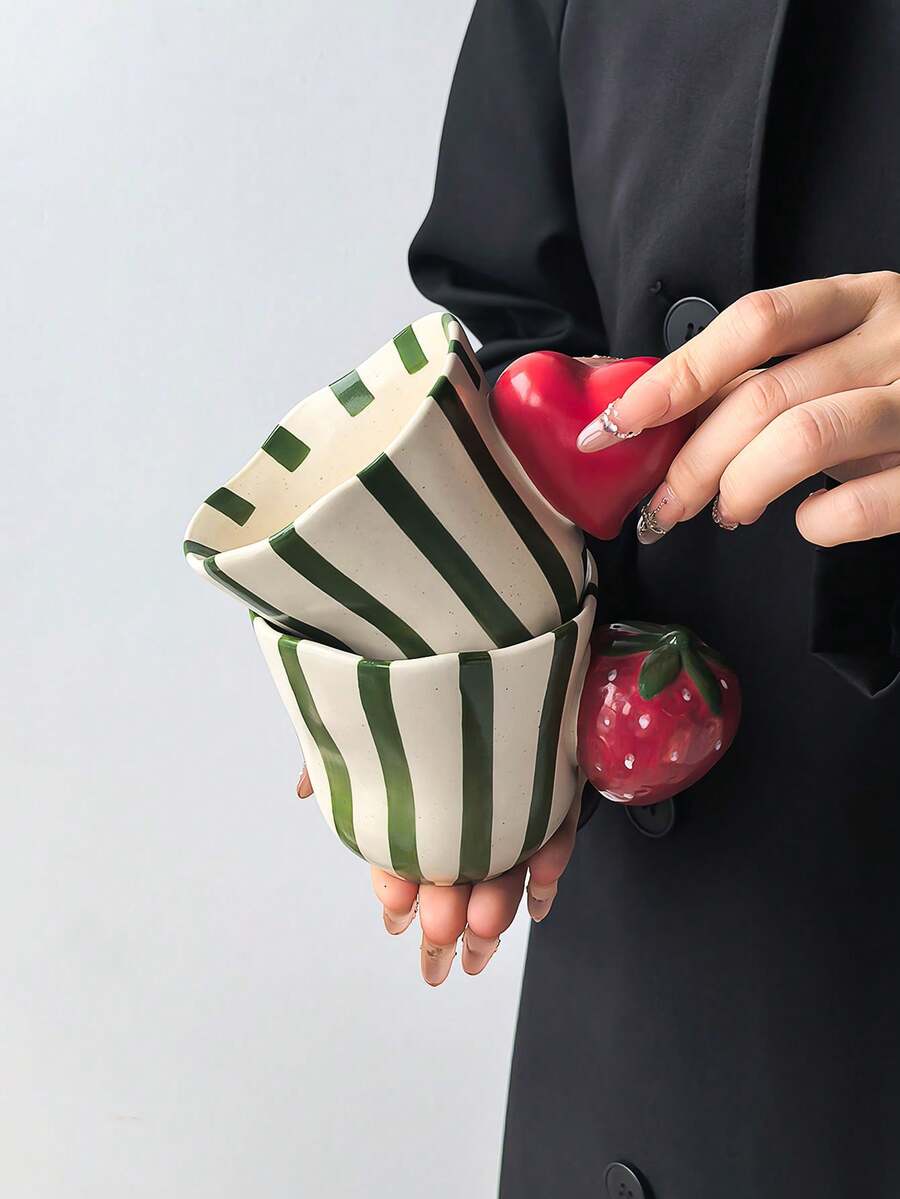 1PC Green Striped 3D Handle Ceramic Mug, Highly Attractive Home Coffee Water Cup, Birthday Gift For Couples