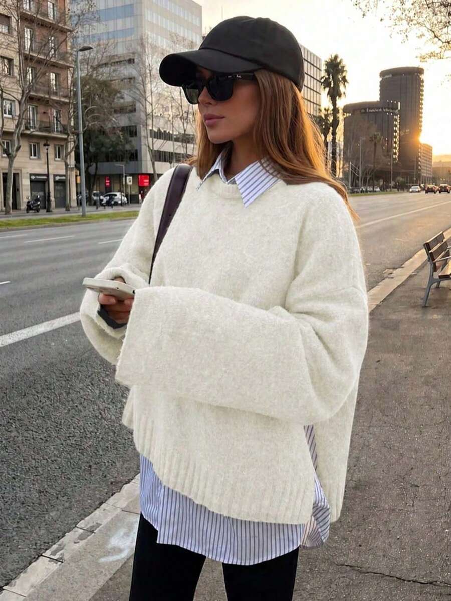 كنزة صوفية محبوكة خفيفة الوزن للنساء من سينيا، لون موحد، رقبة دائرية، أكمام طويلة، تصميم فتحة جانبية، كنزة علوية متعددة الاستخدامات للخريف/الشتاء - بيج - مشاهدة 1