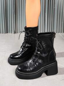 Fashion Round Toe Thick Sole Lace-Up Women's Ankle Boots, Autumn/Winter New Versatile Black Boots - Black - View 7