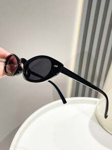 1 Pair Fashionable Y2K Black Glasses, Suitable For Beach And Travel, Retro Square Cat Eye Frame, Suitable For Outfits And Back To School Season - Black - View 3