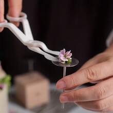 85pcs Cake Decorating Tools, Includes 50 Thickened Piping Bags, 31 Piping Tips, 2 Couplers, Piping Nails, Piping Scissors And Other Piping Tools, With Storage Box, Suitable For Home Baking, Butter Cream Frosting DIY - View 7