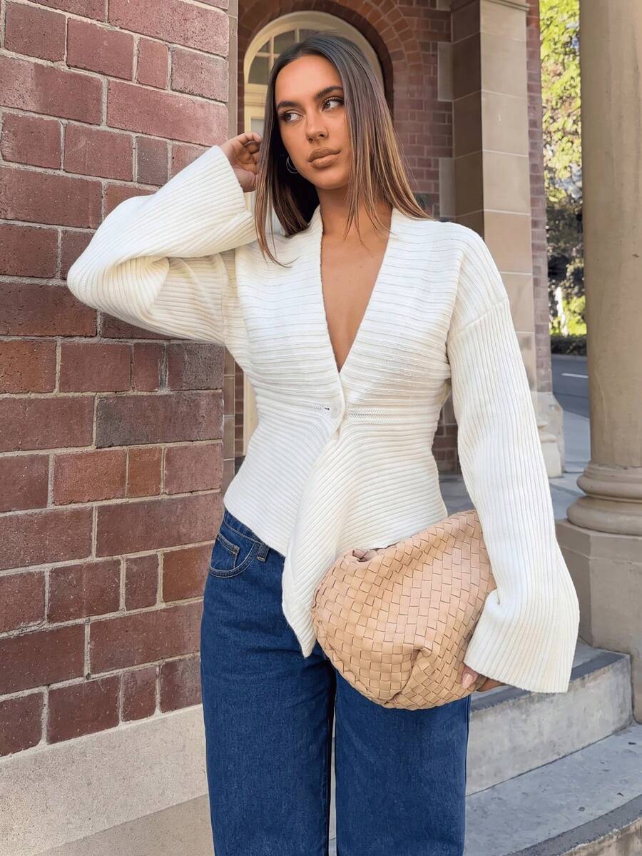 Women's Fashion Long Sleeve Knitted Base Layer Top, Autumn/Winter New Soft Gentle Style Loose Sweater - Apricot - View 1