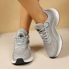 Unisex Casual Comfortable Versatile Shoes New Style Casual Sports Sneakers - Grey - View 3