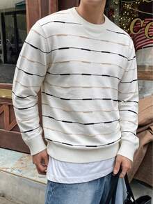 男士對比色細條紋圓領針織毛衣，極簡紋理風格，初秋輕便休閒疊穿內搭，新款毛衣 - 白色 - 查看 9