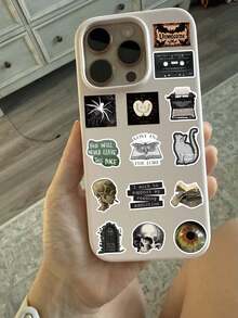 50 pièces, Autocollants de téléphone portable Dark Academia, Matériau PVC, Fournitures pour scrapbooking, Autocollant au design créatif et esthétique, Convient pour les coques de téléphone portable, tablettes, ordinateurs portables, valises, voitures, cahiers, casques, guitares, skateboards, boîtes de rangement, ordinateurs, - 50 pièces - Voir 5
