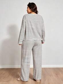 Plus Size Women's Casual Long Sleeve Top And Pants Pajama Set, 2-Piece Set, Suitable For Autumn/Winter Home Wear - White - View 2
