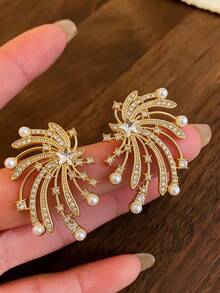 1 Pair Gold French Exquisite Luxury High-End Design Versatile Fireworks Star Faux Pearl Earrings Studs Suitable For Women Daily Holiday Commute Wear - Gold - View 3