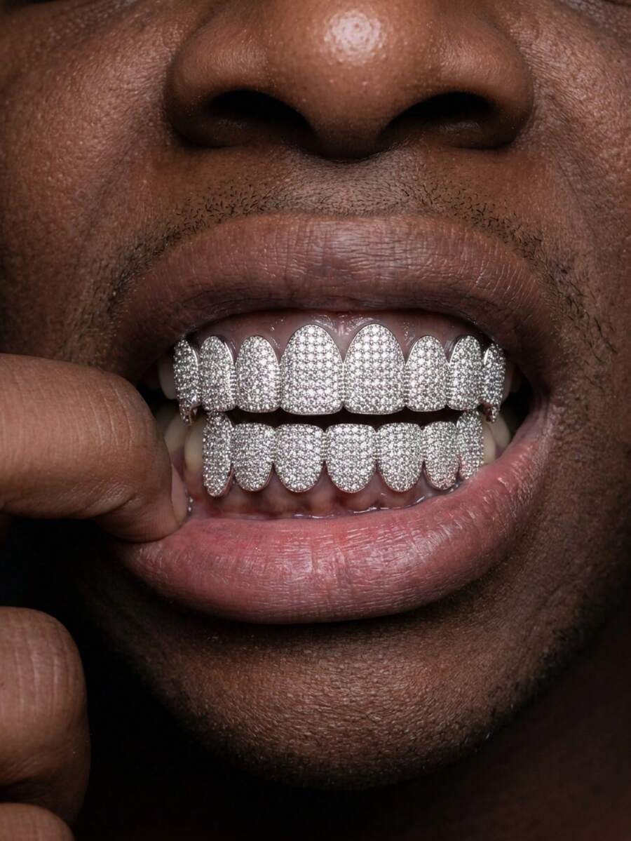1 buah Grill Gigi Pesta Hip Hop Rap Personalisasi 8 Gigi Full Zirconia Lucu untuk Properti Fotografi Panggung Unisex - MultiWarna - View 1