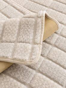 1PC Cozy Plush Velvet Jacquard Retro Checkered Autumn/Winter Thickened Sofa Cushion, New Style Sofa Decorative & Protective Cover, Non-Slip, Pet-Friendly, Machine Washable Seat Pad. - Light Grey - View 10
