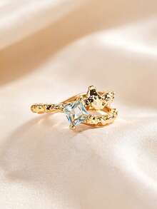 A Vintage-Style, Elegant Women's Ring Featuring An Irregular, Molten-Lava-Inspired Design And A Square-Cut Zirconia; Suitable For Everyday Wear. - Multicolor - View 5