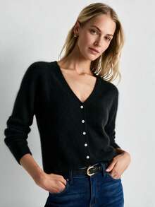 HEYMINI Women's 100% Cashmere V-Neck Cardigan, Lightweight Soft Front-Opening Long Sleeve Sweater, Suitable For Autumn/Winter - Black - View 5