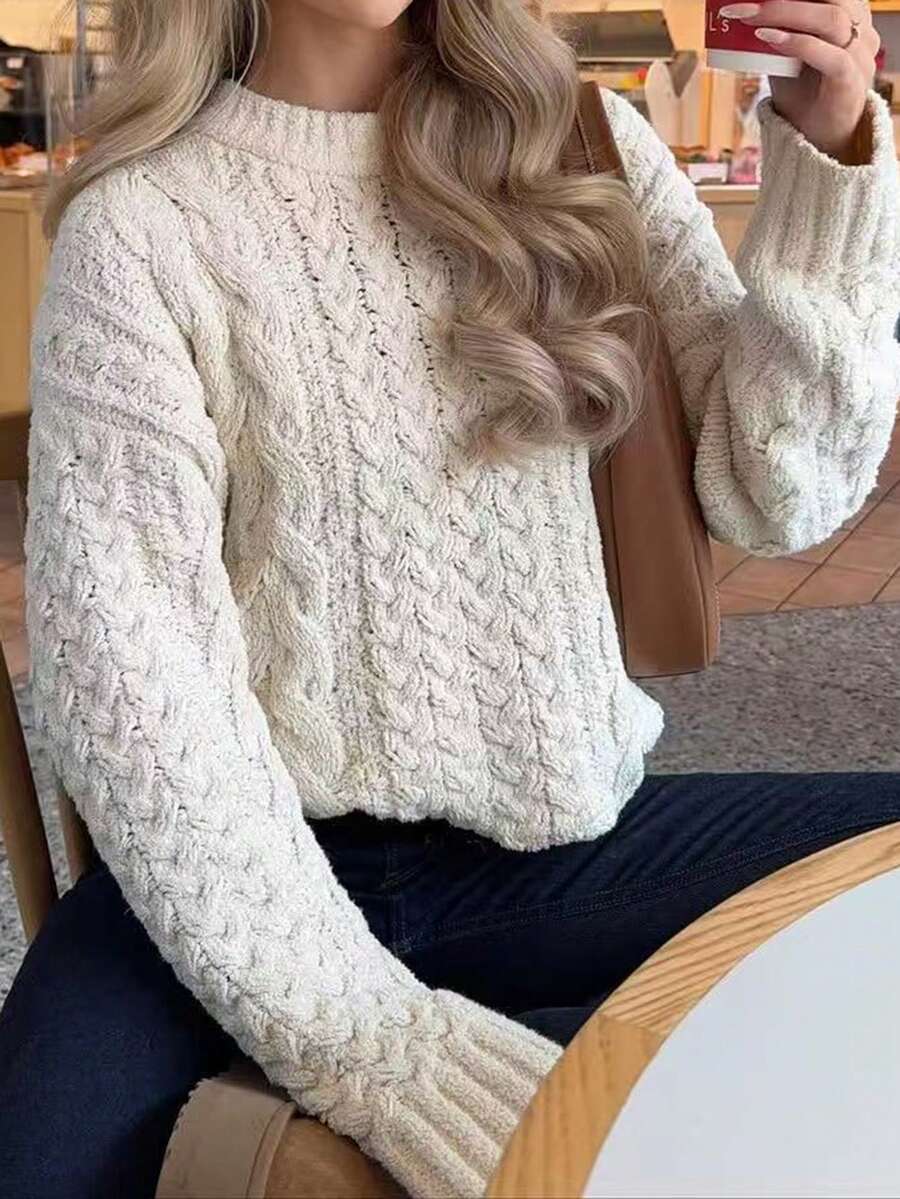 كنزة صوفية كاجوال خريفية للنساء من Just Masa، بلون موحد وياقة دائرية وأكمام طويلة بتصميم محبوك بالكابل، مناسبة للاستخدام اليومي والمواعيد والتنقلات والعطلات. - لون مشمشي - مشاهدة 1