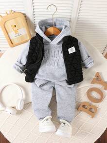 Bhchntiy Baby Boy Autumn/Winter New "Mom's Boy" Letter Embossed Solid Color Hoodie, Solid Color Vest And Long Pants Casual Fashion Set - Grey - View 3