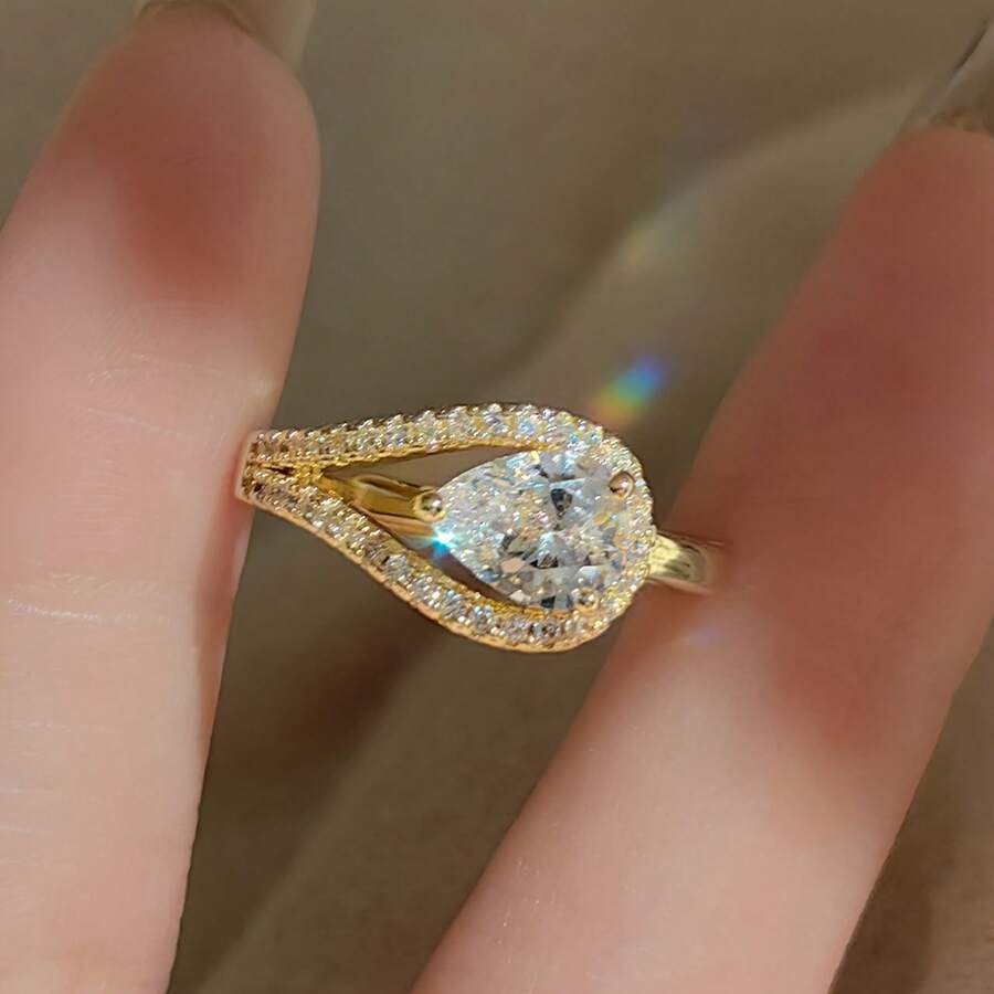 Women's Minimalist Vintage Super Shiny Water Drop Zirconia Inlaid 18K Gold Plated Versatile Hollow Open Ring - Gold - View 1