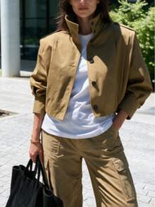 Chaqueta corta con bolsillos y botones para mujer, adecuada para usar en primavera y otoño. Nueva chaqueta cortavientos casual de otoño para mujer - Camel - Ver 3