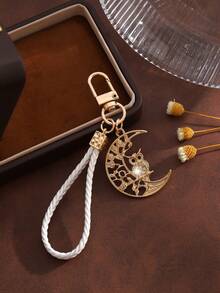 1pc Fashionable European & American New Creative Cute High-End Heart Moon Round Owl Keychain Bag Pendant Accessory, Suitable For Women's Car Key Bag Pendant Decoration And Gift - Gold - View 5