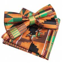 Set Dasi Kupu-kupu, Sapu Tangan Saku, dan Manset Kancing Boutonniere Pria Warna Oranye 4 Buah untuk Pernikahan dan Pesta Bisnis - Jeruk - View 4