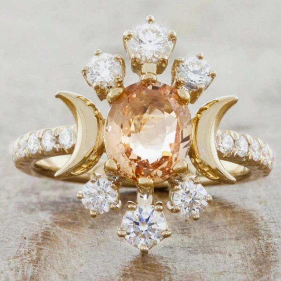 Lightweight And Luxurious Starry Crescent Women's Ring, Set With Synthetic Zirconia, Suitable For Daily Commuting And Travel, Emitting A Soft Touch - Two-color - View 1