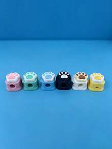 Paw Print Shaped Plastic Plug & Charging Cable Clip - Magnetic Cable Organizer (With Paw Print Pattern And Type-C/Lightning Interface Compatibility) - Cute Desktop Cable Management Solution For Smartphones, Tablets And Laptops - Suitable For Various Devices - Multicolor - View 6