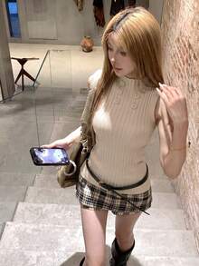 女款春夏/秋冬修身黑色針織無袖背心，顯瘦外套上衣 - 杏色 - 查看 4