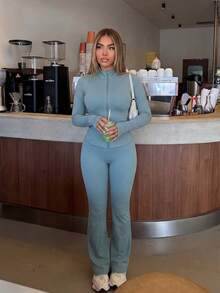 Women's Solid Color Zipper Fitted Long Sleeve Top And Flared Pants Set, Suitable For Yoga, Daily Wear, Commuting And More - Green - View 1