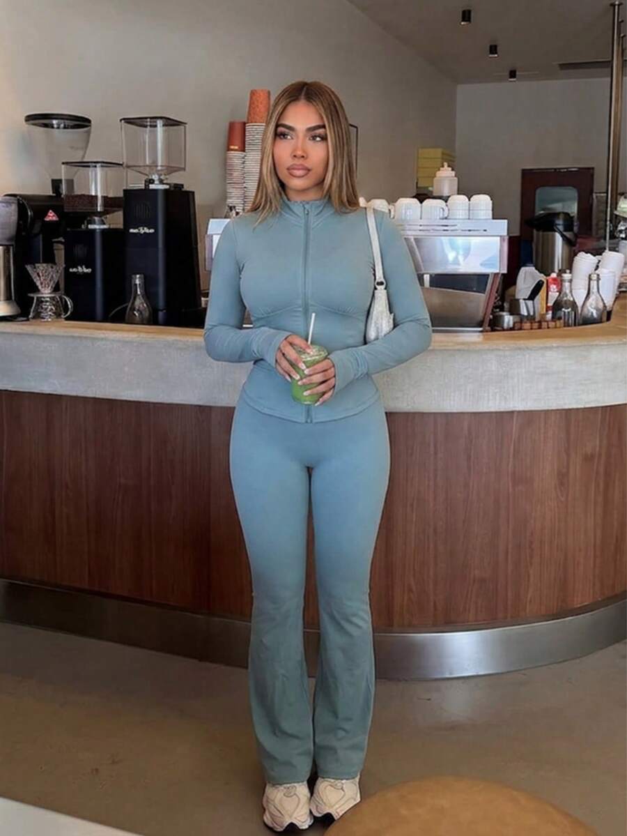 Women's Solid Color Zipper Fitted Long Sleeve Top And Flared Pants Set, Suitable For Yoga, Daily Wear, Commuting And More - Green - View 1