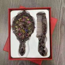 Exquisite Small Embossed Vintage Peacock Hand Mirror & Portable Creative Comb, Gift Box With Greeting Card, Birthday Gift, Random Gemstone Color, Back To School Gift, Halloween, Christmas - Multicolor - View 7