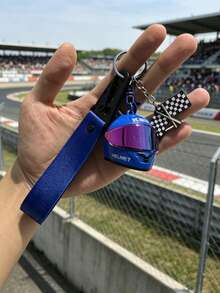 Creative Colorful Motorcycle Helmet Keychain, Buckle Finish Line Flag, Creative Keychain, Exquisite Cute Bag Charm, Couple Style Bag Pendant, Casual Motorcycle Helmet Phone Lanyard, Car Key Chain Gift - Multicolor - View 2