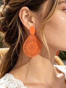 1pair Bold Orange Lace Teardrop Earrings For Women Intricate Cutout Floral Design For Daily Wear Beach Vacation Looks - Orange - View 1