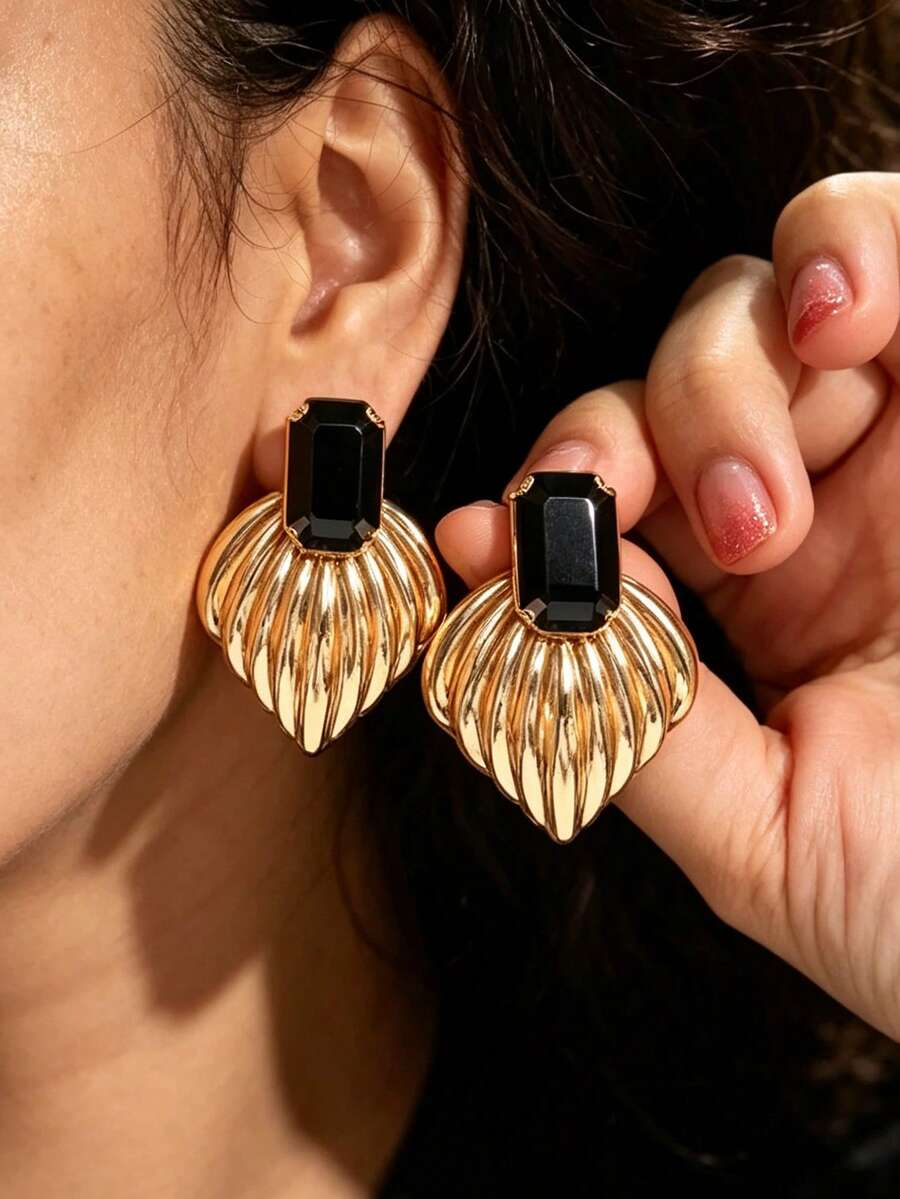 1 Pair Exaggerated Geometric Rhinestone Stud Earrings For Women, European And American Style - Multicolor - View 1