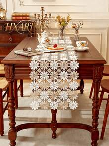 HXARTMIS 1PC Multicolor Daisy Hollow Crochet Lace Table Runner, Lightweight Floral Mesh Tablecloth, Long Vanity Table Decor Flag, Suitable For Dining Table, Wedding, Tea Party, Kitchen And Home Decor - Green - View 2