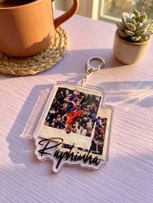 1Pc/4Pcs Raphinha Themed Acrylic Keychains, Featuring Celebration Action Illustration, Photo Frame, Jersey Back View Group Photo And Colorful Pop Art Portrait Design, Fashionable Bag Charm, Suitable For Back To School, Gift For Football Fans, Exquisite Collection, All Seasons - Multicolor - View 8