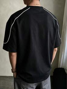 夏季美式街頭風男士黑色圓領短袖T恤，肩部白色對比色條紋，寬鬆休閒版型 - 黑色 - 查看 3