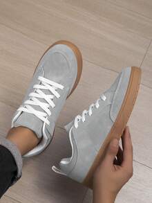 Men's Solid Color Lace-Up Low-Top Round Toe Minimalist Casual Sneakers For Daily Wear - Light Grey - View 2