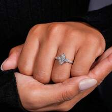 Cincin Wanita Elegan dan Modis dengan Potongan Marquise 6 Cakar, Desain Garis Berpilin Berbentuk S, Perhiasan Pernikahan yang Istimewa - Perak - View 4