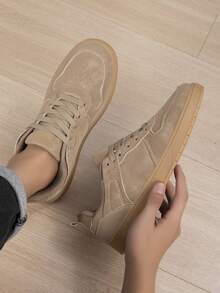 Men's Low-Top Lace-Up Sports Skate Shoes, Solid Color Upper, TPR Sole, Casual Shoes For Outdoor Wear - Khaki - View 1