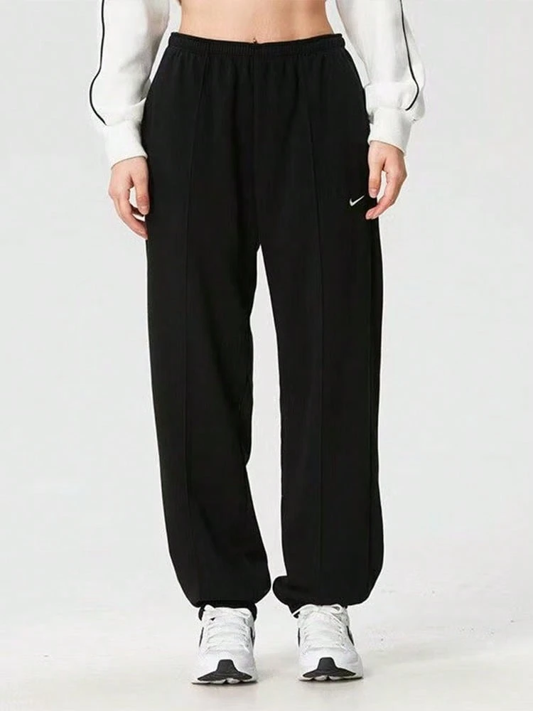 Nike Sportswear Chill Terry Lightweight Classic Comfortable Mid-Rise French Terry Sweatpants Women's - Black - View 1
