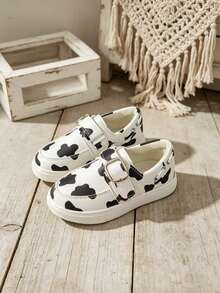 1 Pair Girls' Printed Hook & Loop Round Toe Flat Shoes, Comfortable Soft Casual Sports Shoes - Black and White - View 5