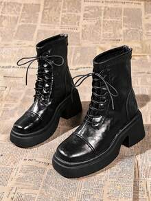 Fashion Round Toe Thick Sole Lace-Up Women's Ankle Boots, Autumn/Winter New Versatile Black Boots - Black - View 1