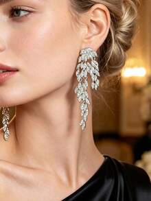 1pair Casual Glam Sparkling Leaf Drop Earrings For Women Cascading Design Weddings Formal Looks Trending Luxury Bridal Jewelry - Silver - View 1